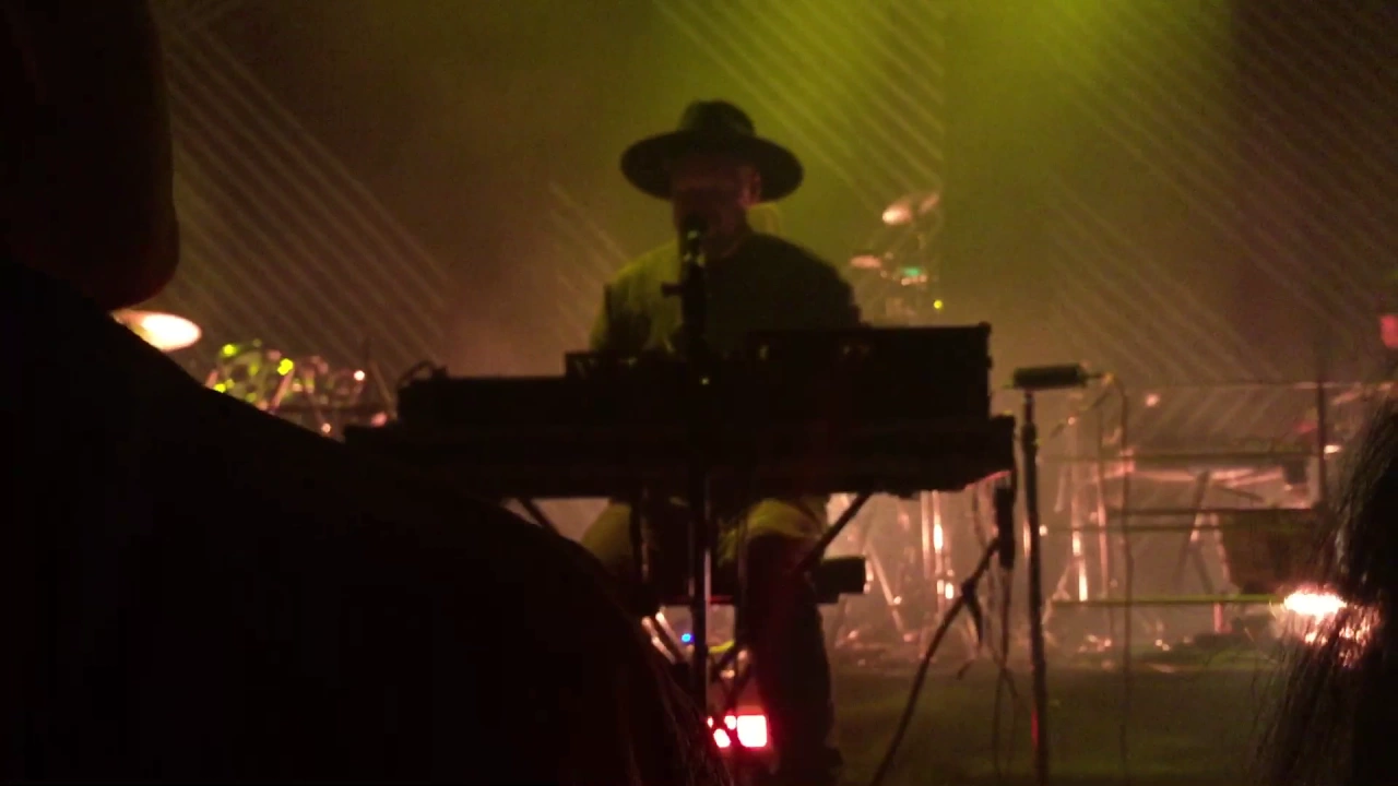 SOHN - Signal - live at 930 club dc