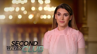 Shawna Craig Can t Afford Her Superstar Headshots Second Wives Club E
