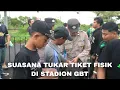 Lagu Kehabisan Tiket gelang di Store Begini Suasana Penukaran Tiket fisik persebaya di stadion GBT