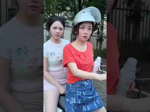 Girls Get Annoyed By Him 😂😤 #shorts #funny #trending