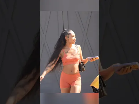 watch how fast my car changes her mind GOLD DIGGER😳 #fyp #viral #prank