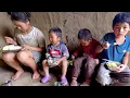 Download Lagu manjita rai's village family lunch corn flour rice पिठे भात || village food || @manjitacooking