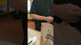 KFC WORKERS TRYING TO CLUCK BACK WARREN OHIO