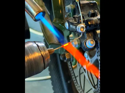 Bike cable trick for all the cyclists #cycling #bike #shorts