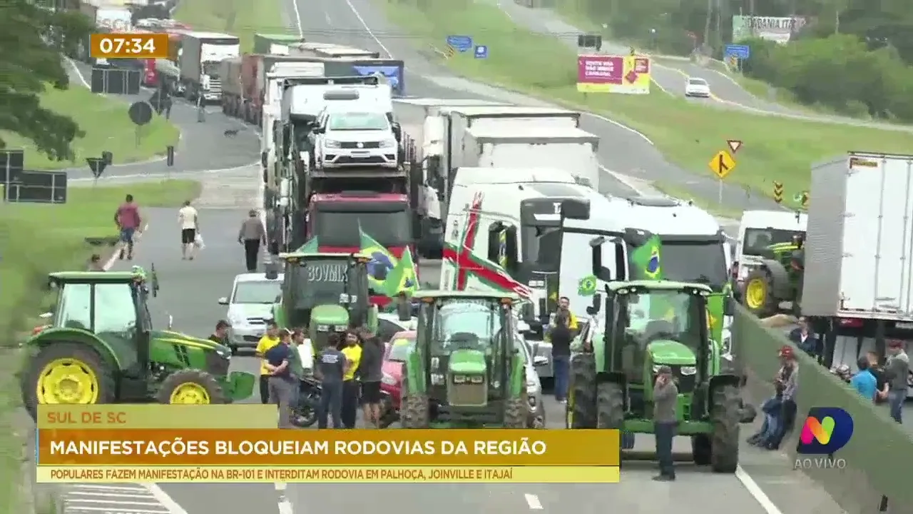 Rodovias da região do Sul de SC tmbém registram pontos de bloqueio na manhã desta segunda-feira