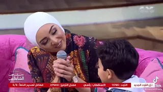 هلا رشدي تغني لابنها     دندنها