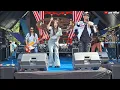 Download Lagu 3 PEMUDA BERBAHAYA X SALLSA BINTAN LIVE HUT PERUM JASA TIRTA II KE 57
