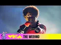 Lagu The Weeknd Performs “Blinding Lights\