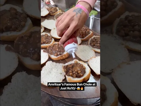 Amritsar’s Famous Bun Chole at Just Rs10/-😱🔥|| Indian Street Food