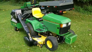John Deere 425 with MC519 and Powerflow Collection System - 445 455