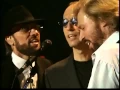 Download Lagu Bee Gees - Old Hits Medley Unplugged (6 Songs) (LIVE @ MGM Grand, Las Vegas 1997) (Part 1) - YouTube2
