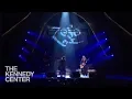 Download Lagu Stairway to Heaven (Led Zeppelin Tribute): Heart's Ann and Nancy Wilson - 2012 Kennedy Center Honors