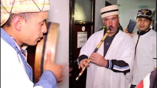 ادخل اسمع و ما تندمش الشيرة مالها عينيها مبلقين بالقصبة 