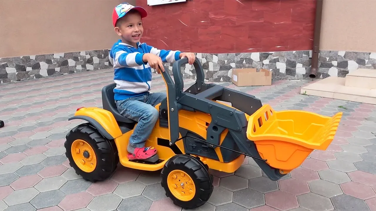 Unboxing and Assembling The POWER Wheel / Kids Ride on Excavator / Baby Car