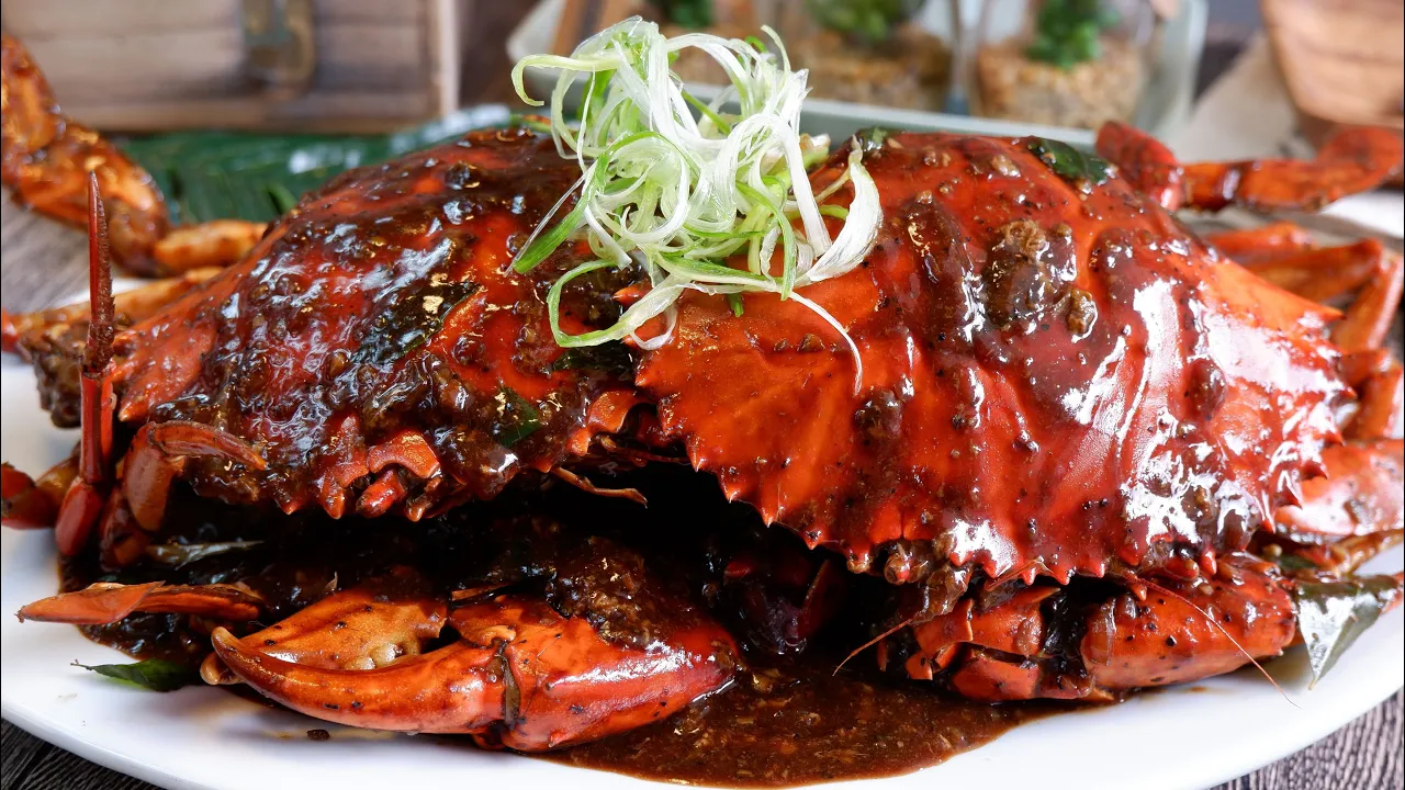 Super Easy Famous Singapore Black Pepper Crab Recipe  Singapore Seafood / Food Recipe