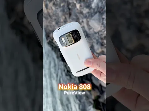 14-Year-Old Nokia vs iPhone & Samsung! 🤯🔥