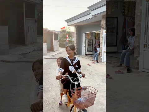 Merri ajak felisha Main Sepeda