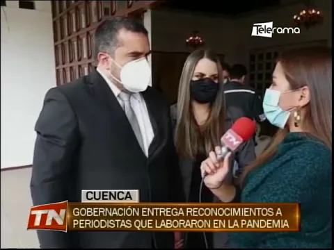 Gobernador entrega reconocimientos a periodistas que laboraron en la pandemia