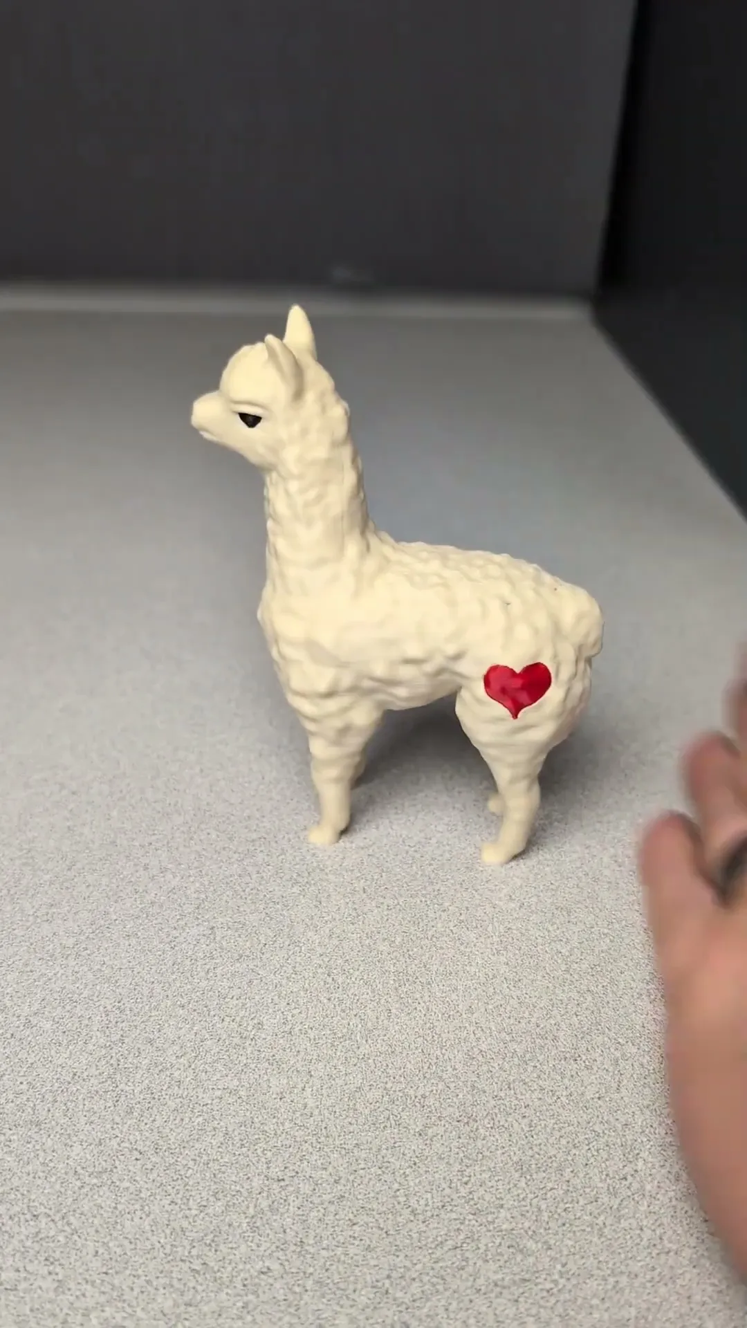 Love Llamas - Kissing Alpacas