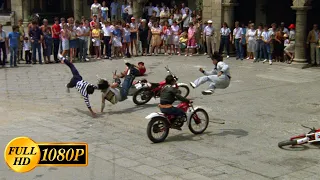 Jackie Chan And Yuen Biao Punished Motorcyclists In The Square Wheels On Meals 1984 