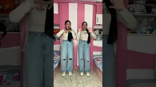 واقف علي القمة 