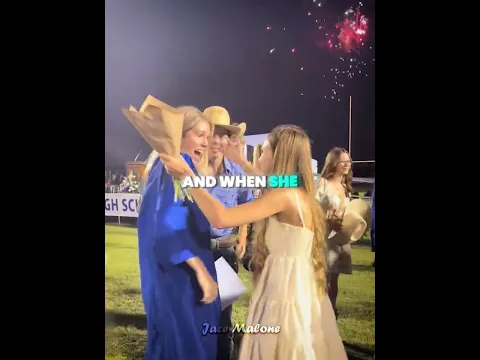 Her Best Friend Surprised Her At Graduation 😭❤️ #shorts #shortvideo #wholesome #school #surprise