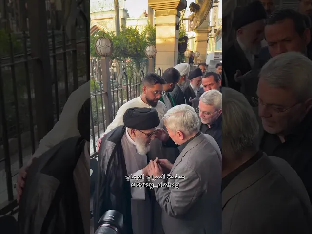 ⁣السيد مرتضى القزويني يعزي اسرة ال بحر العلوم