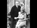 Hollywood Caught Off Guard Rare Unseen Photos of Vintage Sex Symbols 1950s-1970s