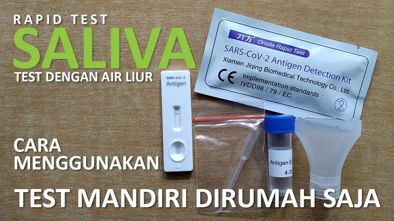 Melakukan rapid swab antigen menggunakan lendir hidung atau tenggorokan untuk mendeteksi virus Covid. 