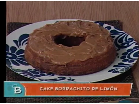 Cake borrachito de limón