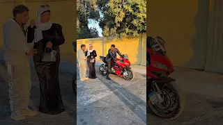 لما تتصور علي موتوسيكل ريس مش بتاعك وتكون تنك 