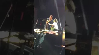 عمرو دياب نغمه الحرمان مراسي٢٠١٧ مع محمد عمرو أحسن تصوير 