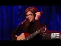 Lisa Loeb “Stay” Live on the Howard Stern Show (2006)
