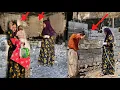 Download Lagu Amina follows the advice of Mrs. Sogoli and searches for Masoumeh.