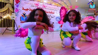زي الفراشة بطير بجناحي دندنها