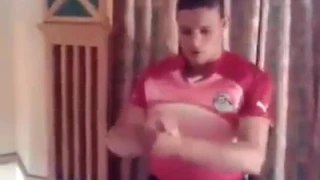 سعد سمير يقلد ممدوح فرج كامل مسخرة لعيبة المنتخب دندنها