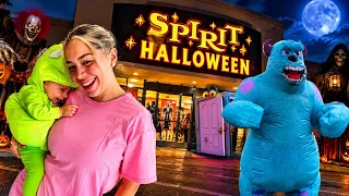 TRYING ON THE BEST FAMILY HALLOWEEN COSTUMES!! *HILARIOUS*