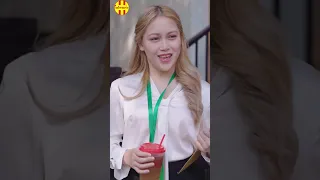 ท่านประธานปล่อยให้พ่อตัวเองมาเก็บขยะหน้าบริษัทอย่างนี้ได้ไง ซอย8channel