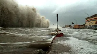 Hurricane Milton makes landfall in Florida - LIVE 🔴