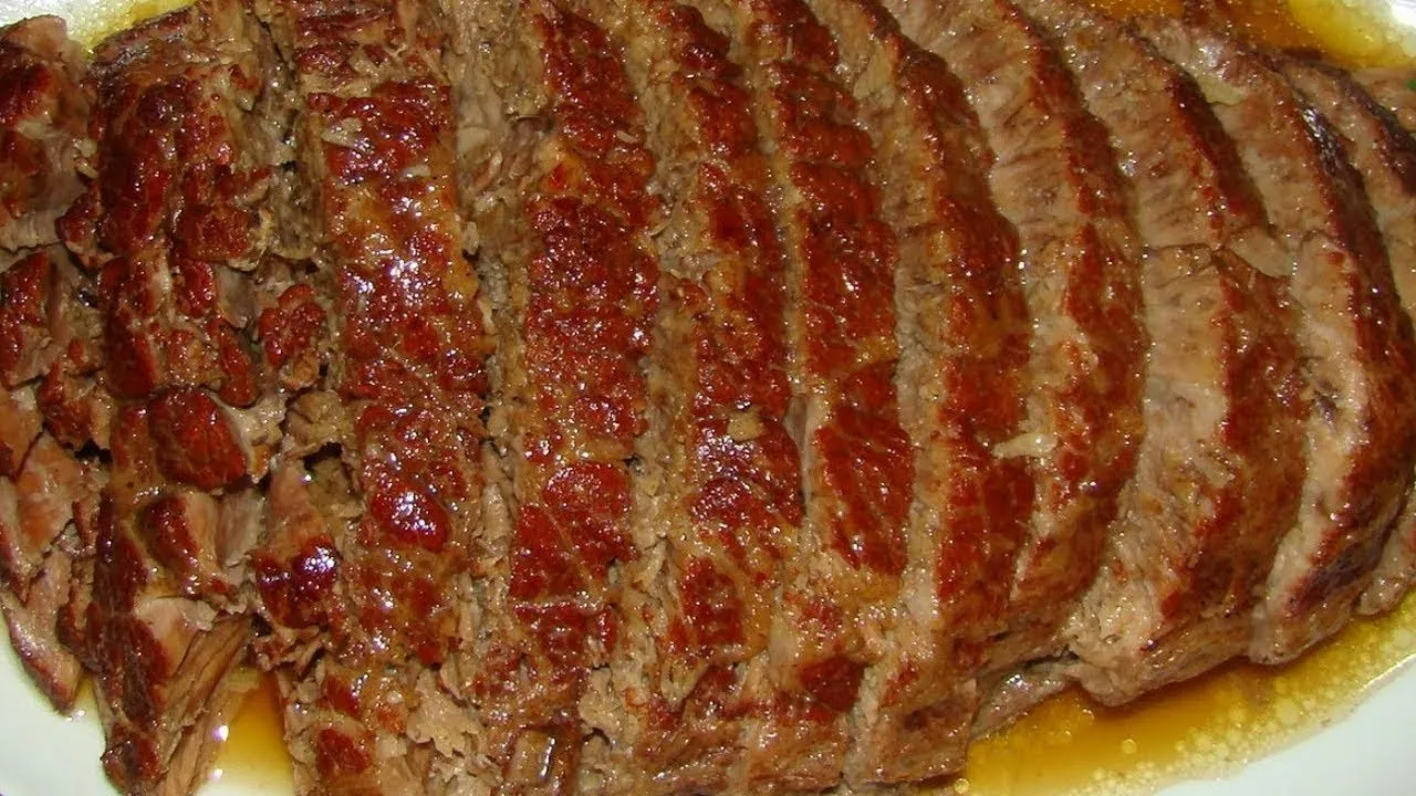 AGORA SÓ FAÇO CARNE ASSIM! COLOQUE TUDO NA PANELA E JÁ FICA PRONTO-DESMANCHA NA BOCA Isamara Amâncio. 