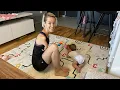 Download Lagu Mom withouth hands - playing with baby Lara - good morning - lets rock this day