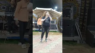 منى شاكر اغنيه متشوقه 