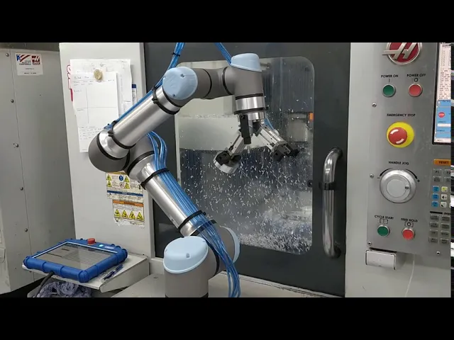 Download MP3 Automated Machine Tending using a Universal UR5e cobot