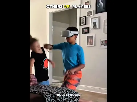 The last VR player got in real life 💀