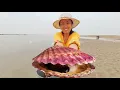 Download Lagu Seafood grows wildly, Ying catches some shellfish and makes traditional dishes。