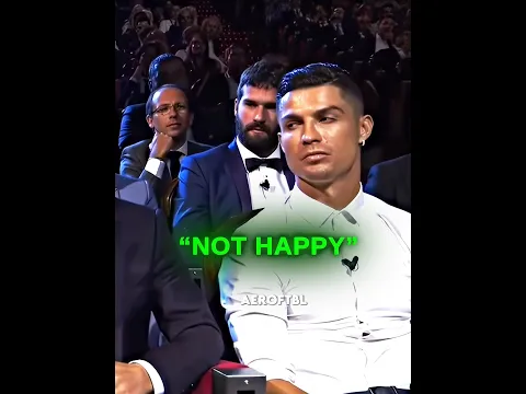 Ronaldo Reacts To Portugal Fan Girl π