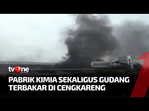 Sebuah Gudang Sekaligus Pabrik Kimia di Cengkareng Terbakar