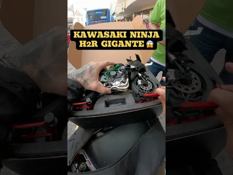 El REGALO perfecto para motociclistas #motos #short #h2r #humor