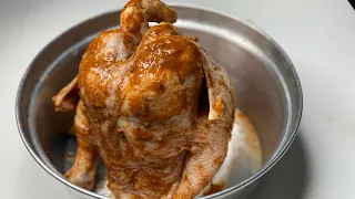 شوي الدجاج بقالب الكيك او طريقة البطل وهاي طريقة وصلت مليونين مشاهدة 