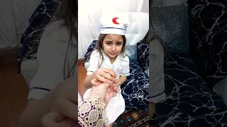 الدكتورة ذهب الشريرة فظعت ببابي ياحرام  الدكتورة ذهب الشريرة فظعت ببابي ياحرام